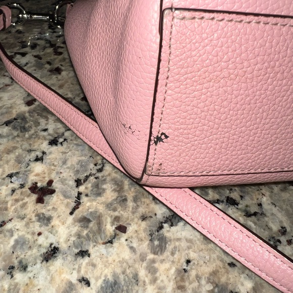 Coach Pink Leather Women's Bag- pre loved - good condition. - Picture 4 of 6